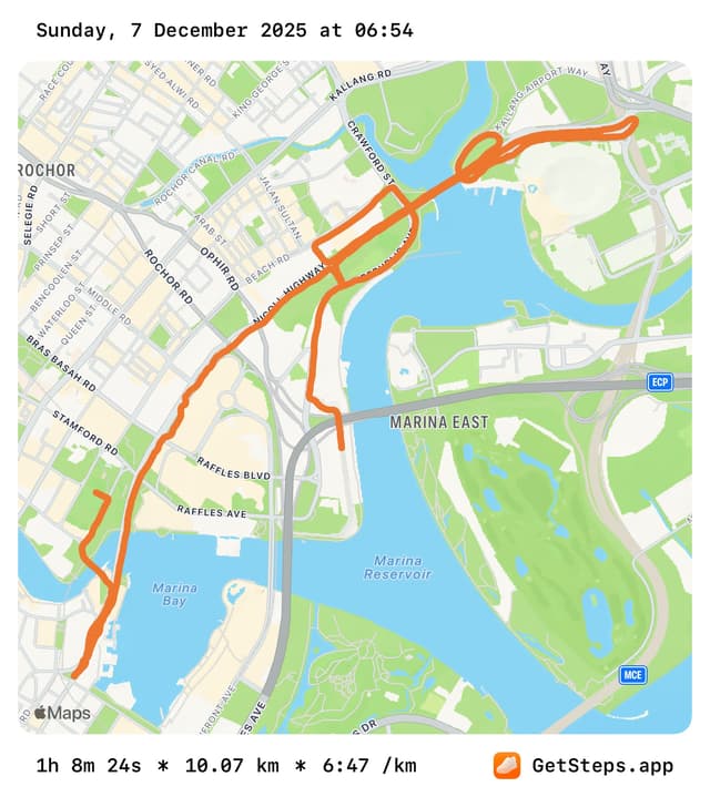10.07 km Marina Bay run tracked with the Steps app
