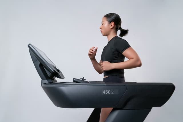 Walking at Home Workout: 28-Day Indoor Plan for Beginners
