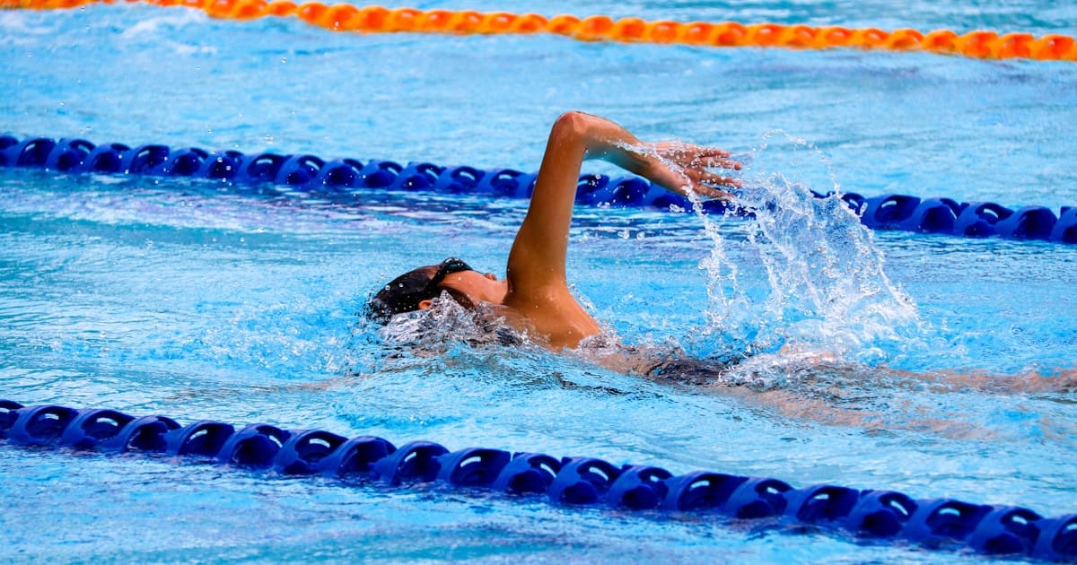 10,000 Steps a Day Benefits: What Science Actually Says