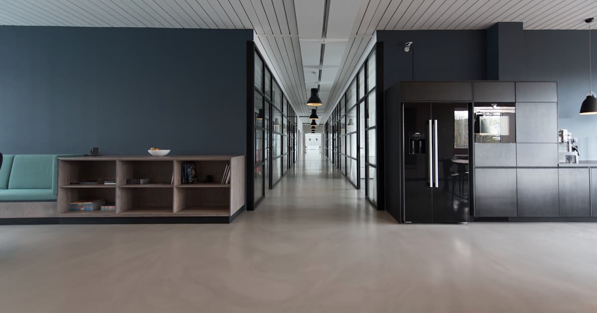 Average Steps Per Day for an Office Worker (And How to Walk More)