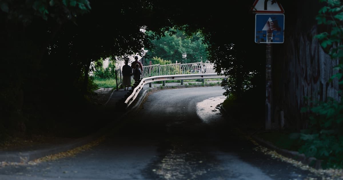 How Many Steps in 2 km? ~2,500-2,800 Steps (Plus Calculator)