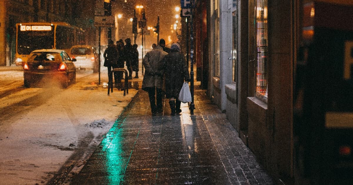 How Many Steps in 8 km? ~10,000-11,200 Steps (Plus Calculator)