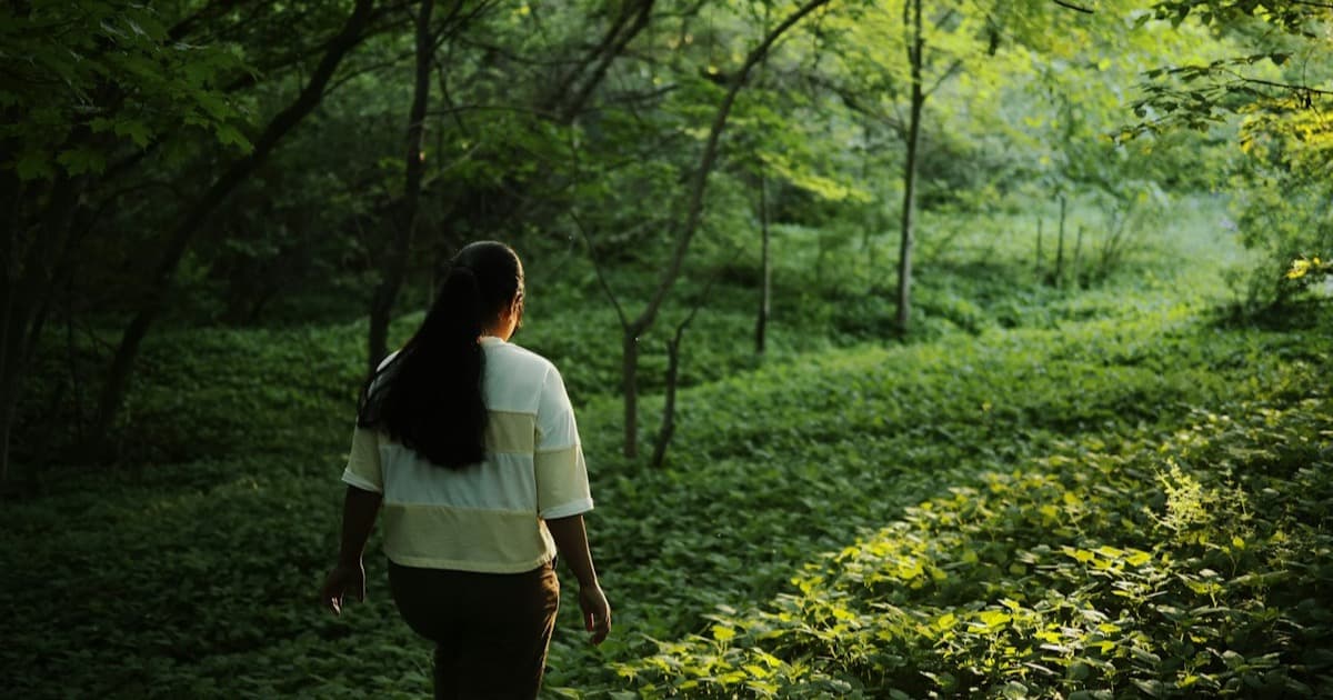Walking During Menopause: Weight, Steps & Benefits (2026)