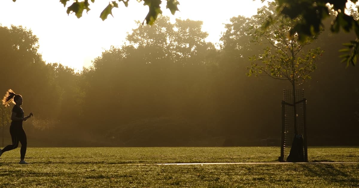 Walking for Cardio: Heart Rate Zones, Pace & Truth